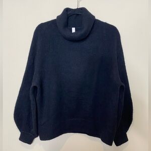 Aritzia - The Group Babaton Turtle Neck Sweater